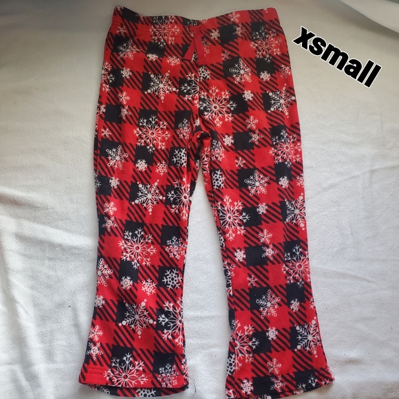 Matching buffalo plaid and snowflake fleece pajama - Picture 2 of 12